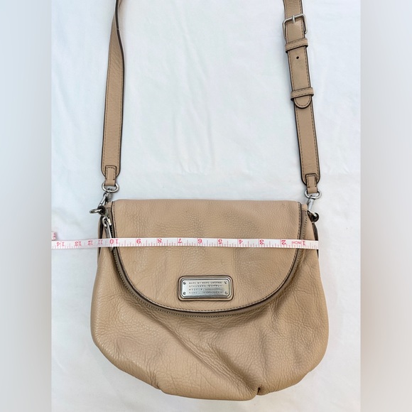 MARC by Marc Jacobs New Q Natasha Leather Crossbody Bag - Nude - Picture 10 of 12